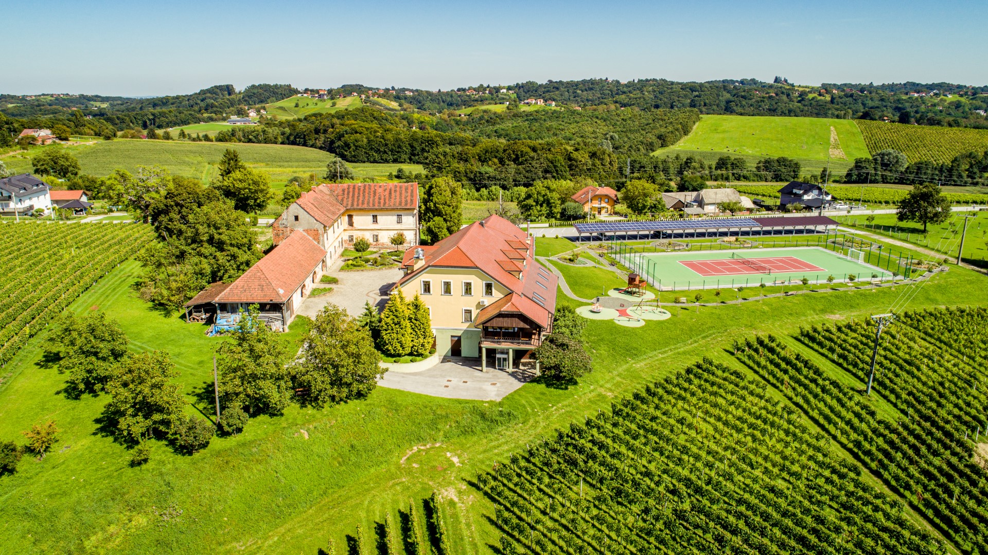 Dvorac_Terbotz_dron 12 Large